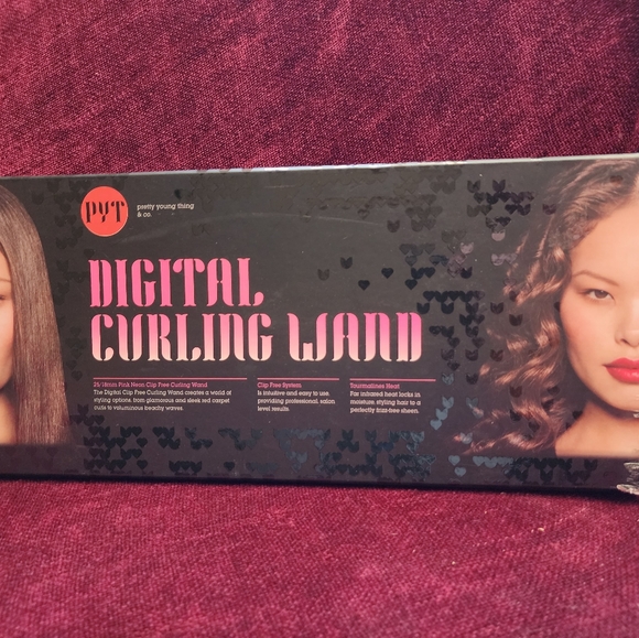 Digital Curling Iron - Picture 1 of 5